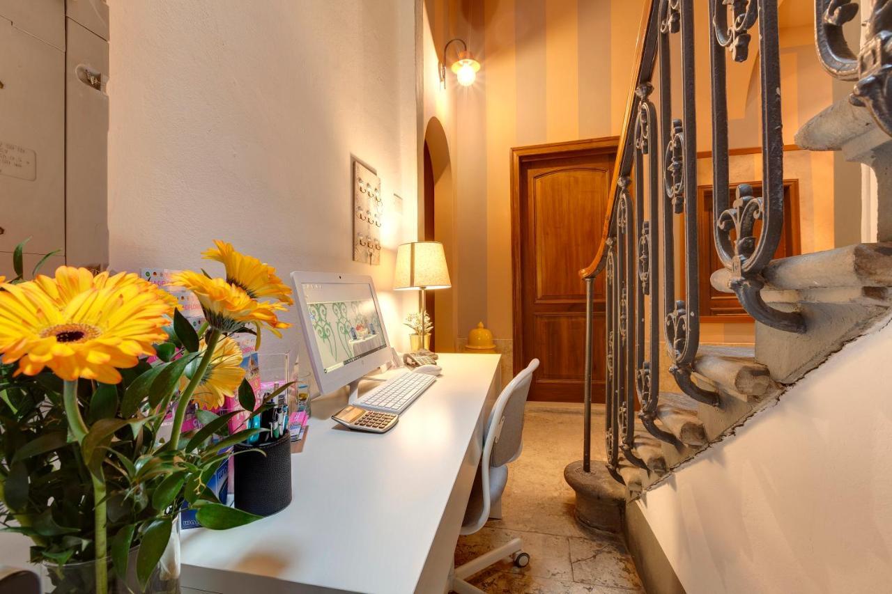 Sleep Tight Florence Apartment ภายนอก รูปภาพ